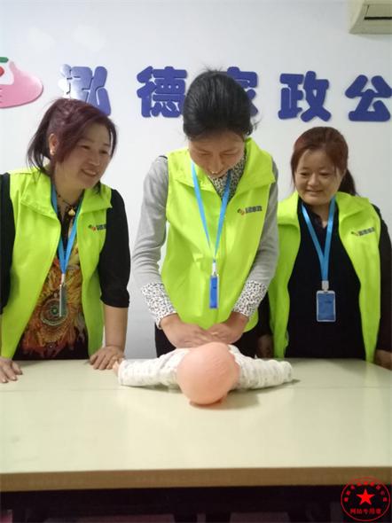寶寶多大年齡可以喝酸奶？