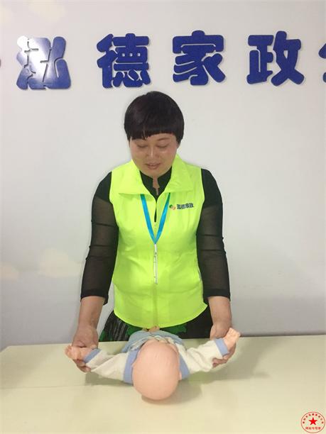 新野專業月嫂；   乳頭疼痛或皸裂